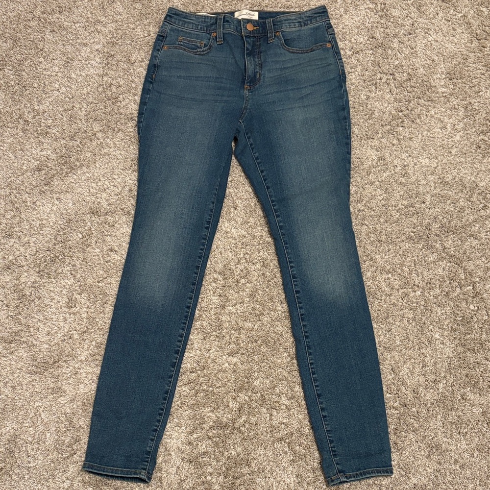 Target Universal Thread Medium Blue Skinny Jeans